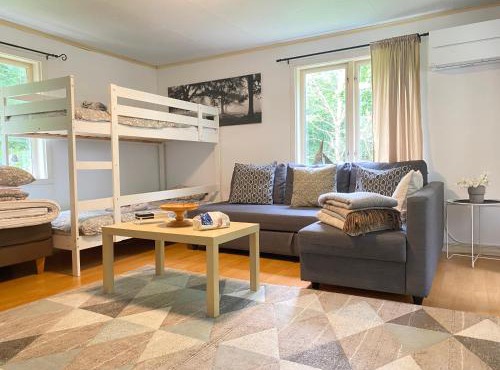Garden View vacation home in Granna