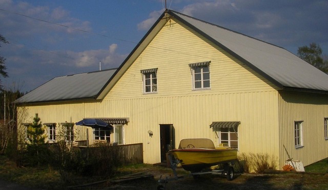 Geräumiges Ferienhaus für Konsum-Aussteiger by Interhome