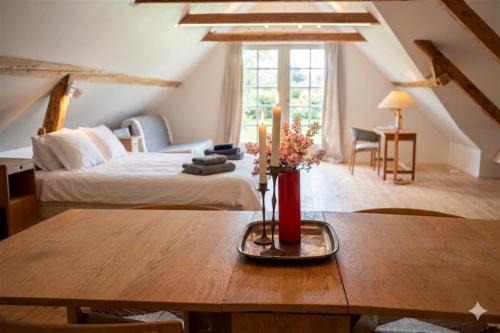 Gladeholm Attic