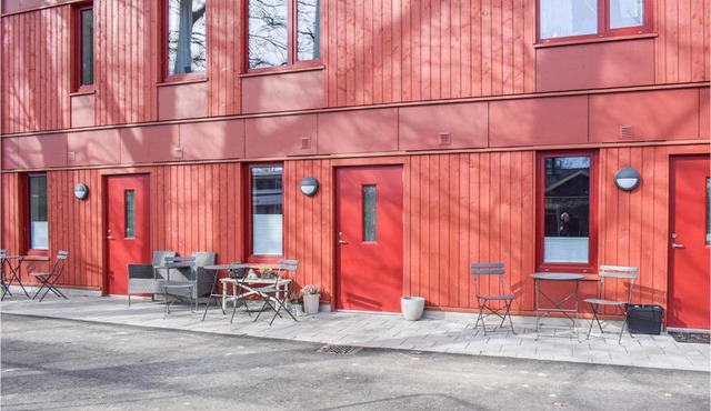 Gorgeous Apartment In Färjestaden