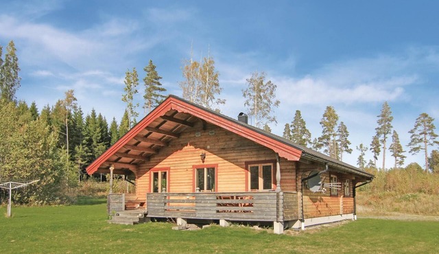 Gorgeous home in åsensbruk with sauna