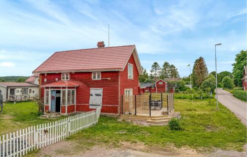 Gorgeous Home In Djurås With Wifi