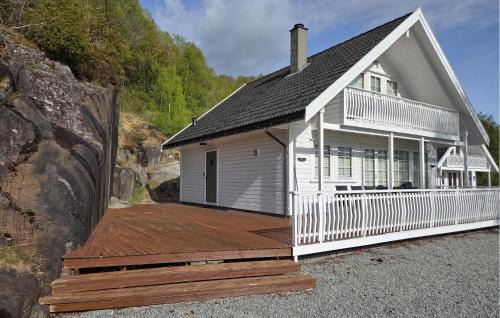 Gorgeous Home In Fister With Wifi