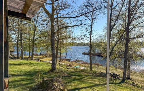 Gorgeous Home In Holmsjö With Wifi
