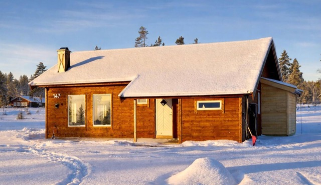 Gorgeous home in østby with house a mountain view