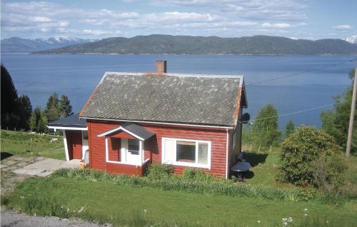 Gorgeous Home In Vågstranda With House Sea View