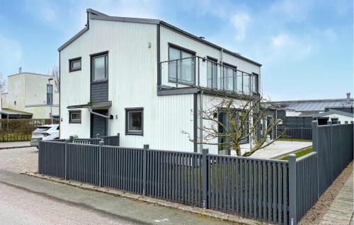 Gorgeous Home In Varberg With Wifi