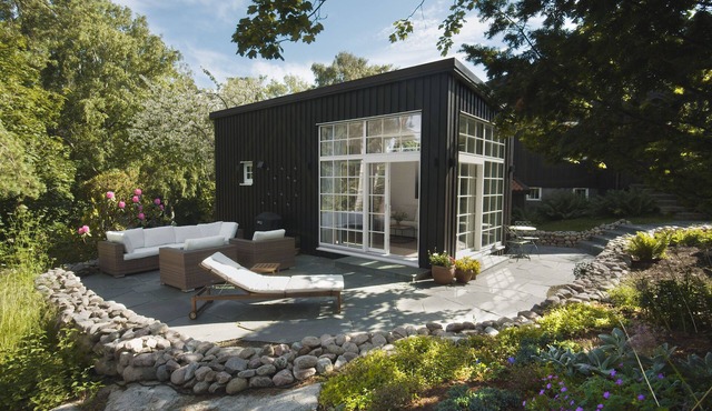 Guest house with private setting in Kullavik