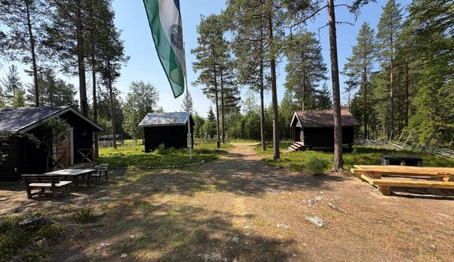 Härbre i Fotingen in Asarna