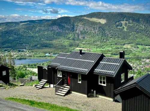 Hafjell cabin ski in ski out and stunning views