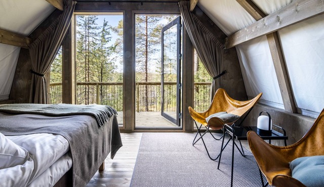 Haltia Lake Lodge nature boutique hotel & glamping in Espoo
