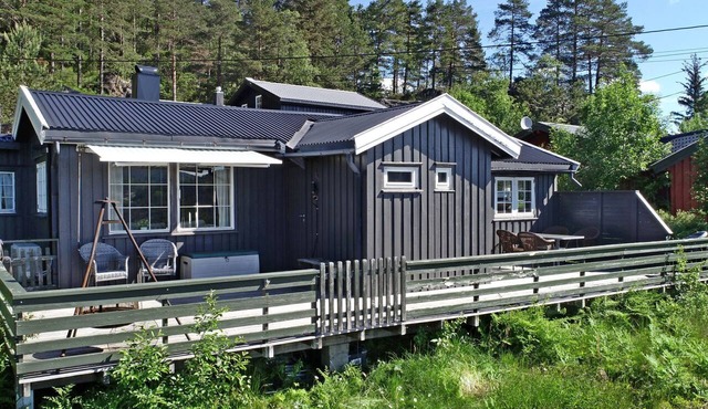 Hellebu by Interhome in Eikerapen