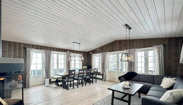 High-standard cabin with jacuzzi & stunning views