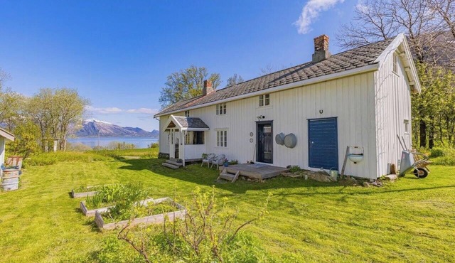 Historic Northern Norway house in Steigen