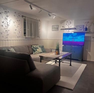 Hoda Apartment - Cozy central apartment with free parking