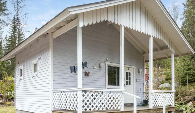 Holiday Home Juhlamenot mökki 9 by Interhome