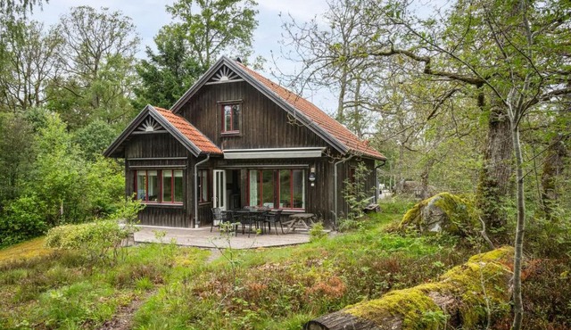 Holiday Home Lövekulle by Interhome