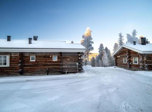 Holiday Home Lomaylläs d59 -palovaarankaarre 13 a by Interhome