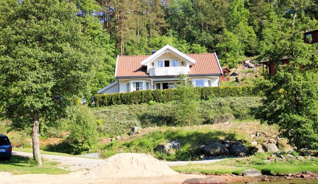 Holiday Home Naudøyna by Interhome