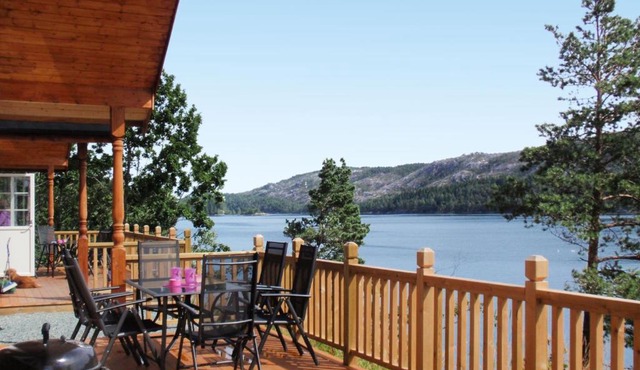 Holiday Home Tyttebærhytta by Interhome