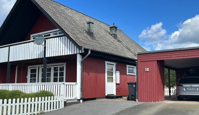 Holiday home with 4 bedrooms in Mariannelund