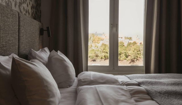 Home Hotel Post
