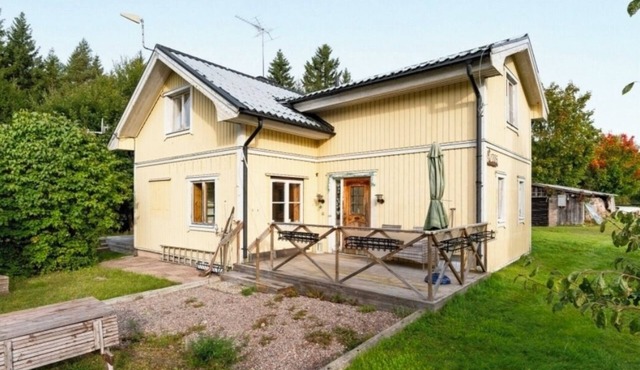 House in the countryside and close to the sea
