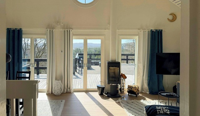 House near nature reserve on Mjörn island