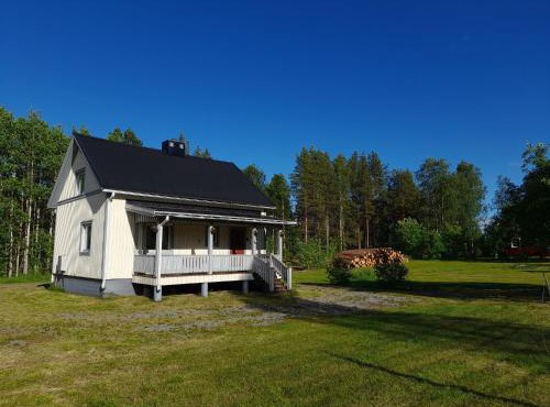 House next door the Arctic Circle in Overkalix