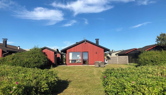 House with a breathtaking view of the sea in Torekov in Torekov