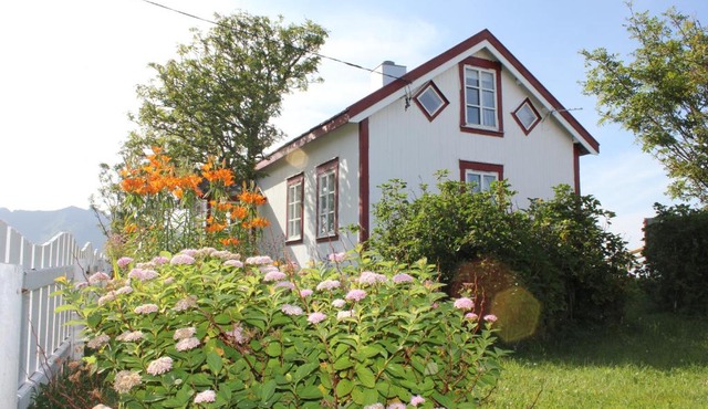 Hov Feriehus in Vagan