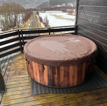 Hus i Olderfjord in Lyngværet