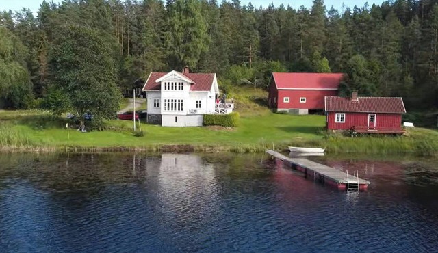 Idyllic house by Bamlevannet