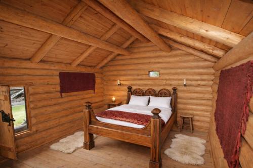 Jørundgard Vikingcamp in Sel