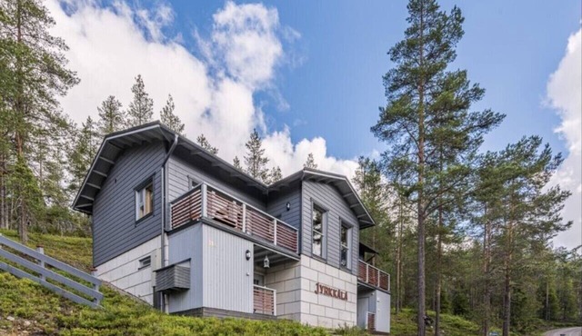 Jyrkkälä A | Family-Friendly Apt Near Ski Slopes in Ruka