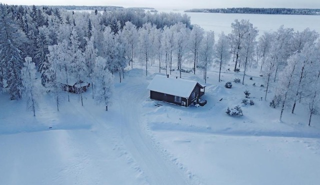 Kartano Meripappila sauna lodge in Simo