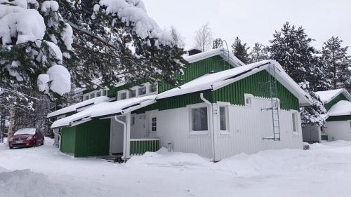 Kokonainen huoneisto Kulta-Katti VIIKKO 15