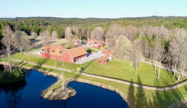 Kopperhemmet Gård – Spacious Holiday Home with Sauna, Hot Tub & Nature