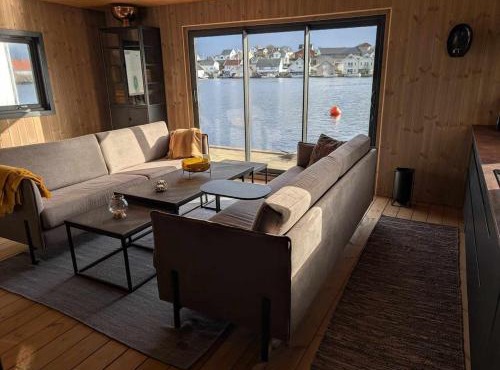 Kvitsøy Sea Lodge 2