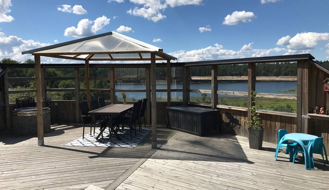 Lake view accommodation in Southern Sweden in Finspång