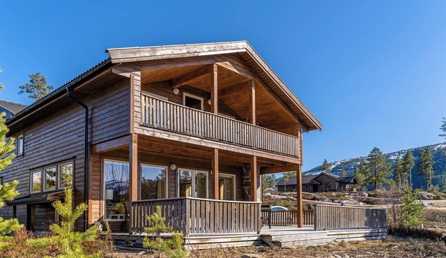 Lakehouse 14p - Six Bedroom Chalet, Sleeps 14