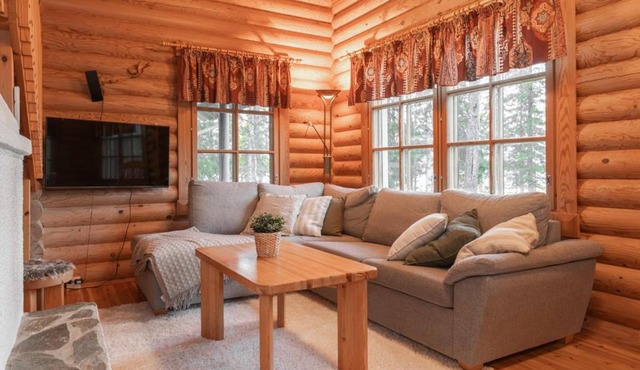 Lakeside Cabin for 12 - Private Sauna & Lapland Hut in Kuusamo