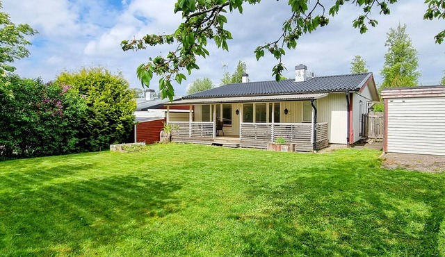 Lakeside Family Home in Otterbäcken – Sleeps 6+, 200m to Lake Vänern