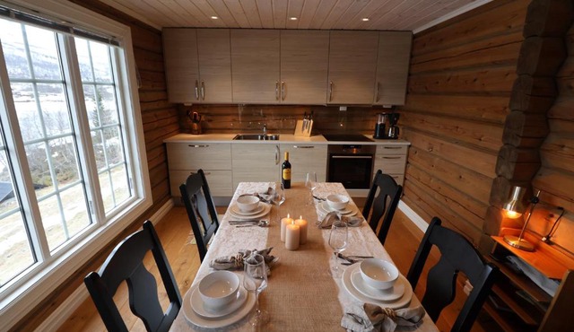 Lakeside Lodge