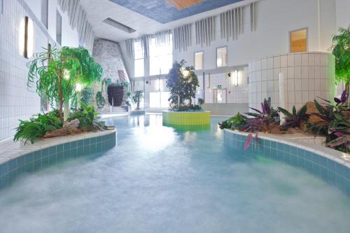 Lapland Hotels Luostotunturi & Amethyst Spa