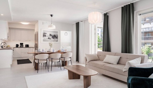 Large 3BR Sauna Free Parking Walk to ferries