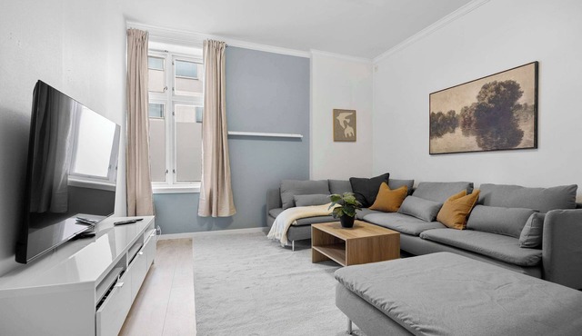 Large 4BR in quiet Nygaard JB6