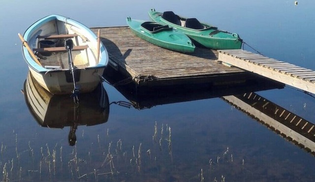 Large Country House Next to Forests and a Beautiful Lake!