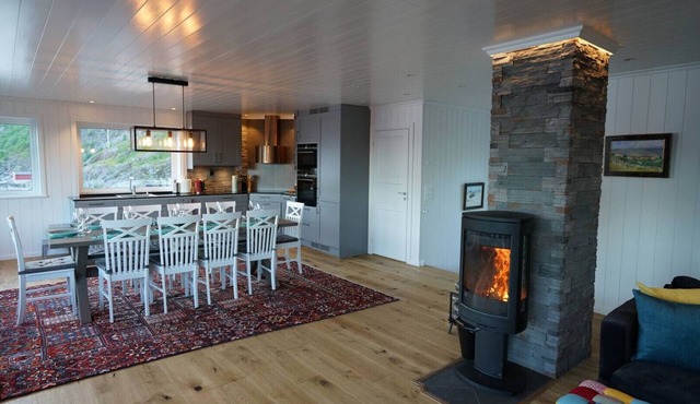 Lofoten panoramic luxury home with sauna
