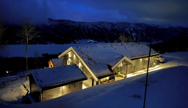 Log cabin at the foot of Hallingskarvet